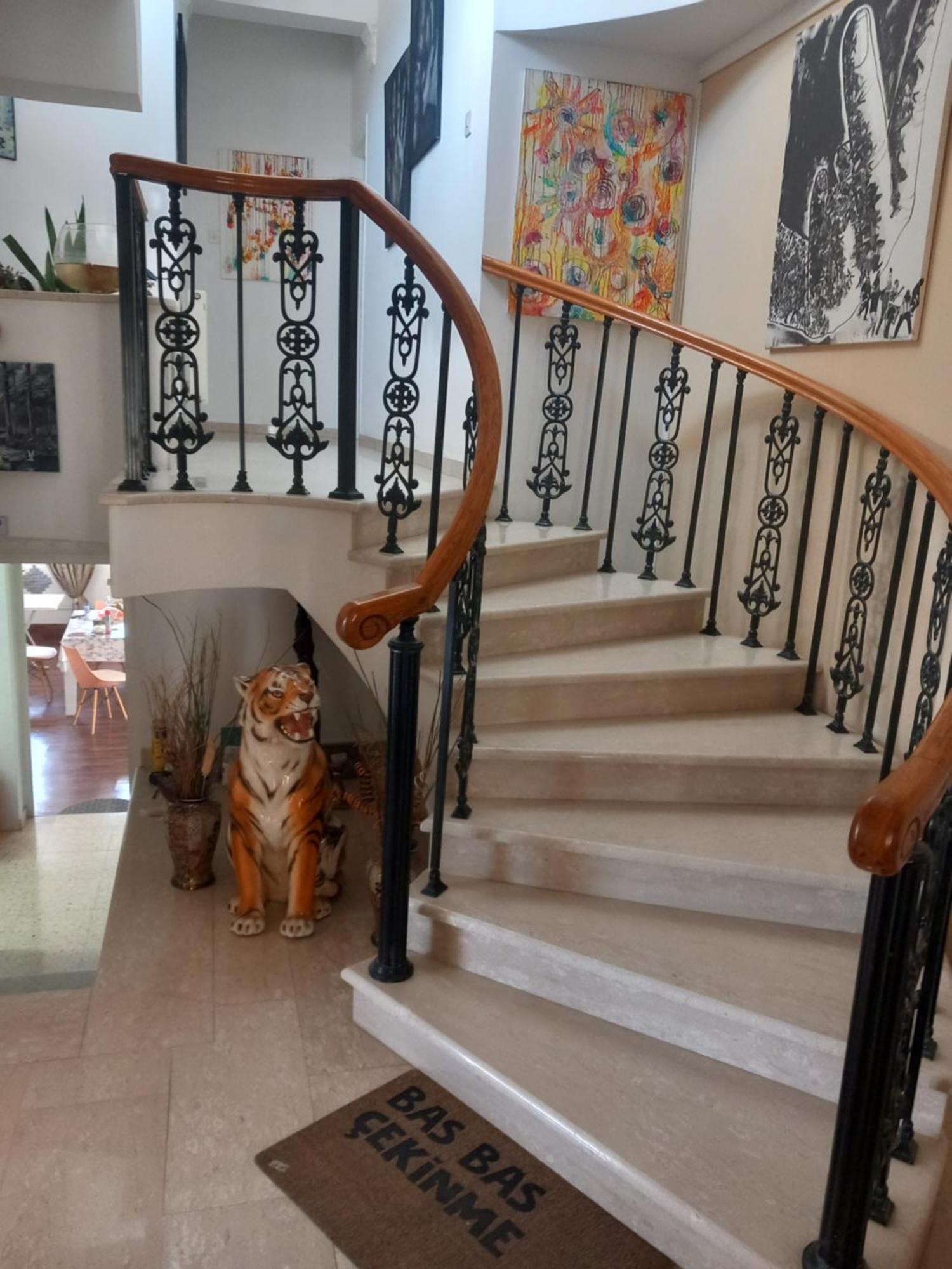 Vasilis House בית אירוח